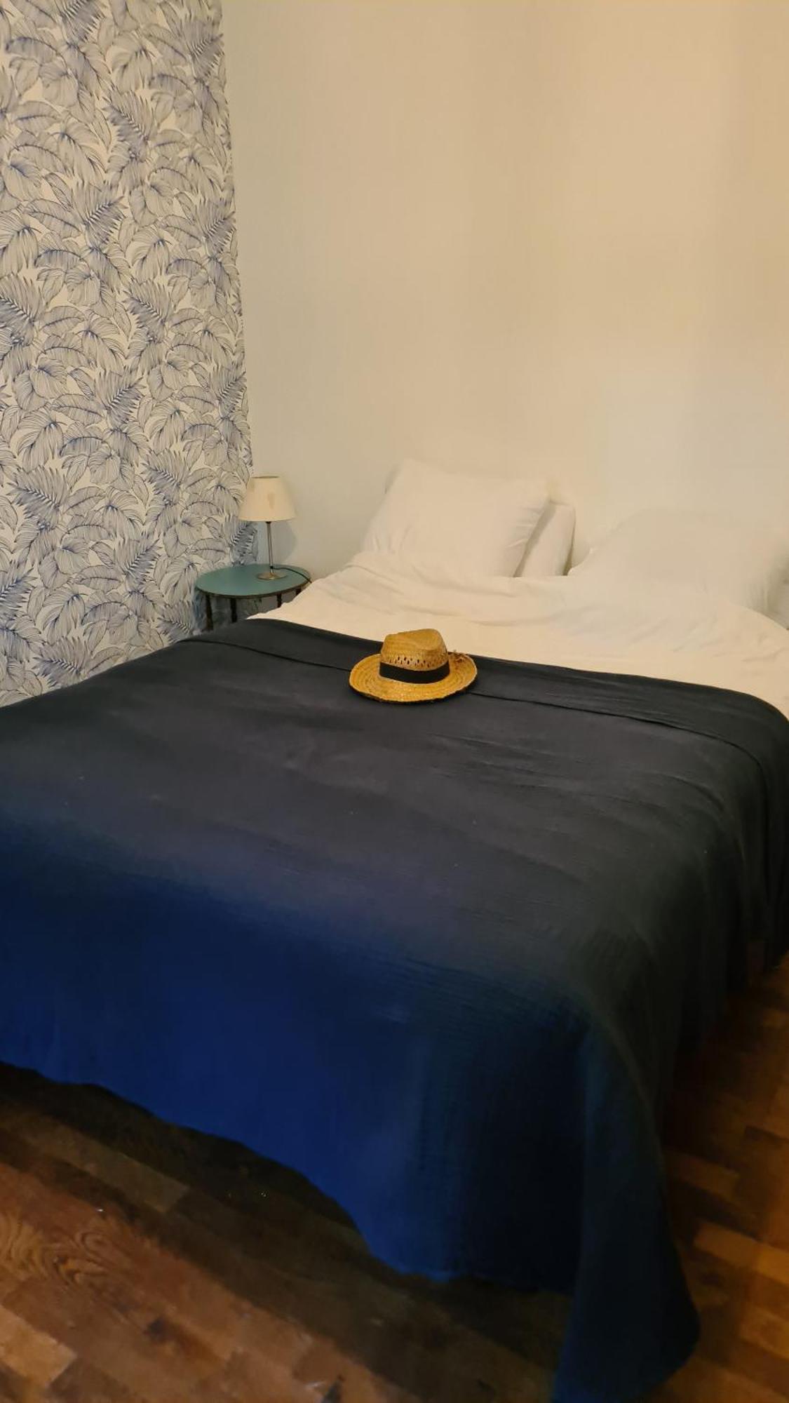 La Taniere Villa Gueures Room photo